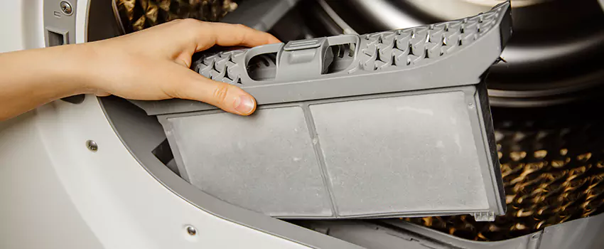 Signs Of A Clogged Dryer Lint Trap in Winter Springs, Florida